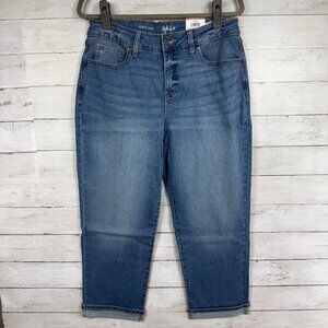 Style & Co Curvy Capri Mid-Rise Jeans